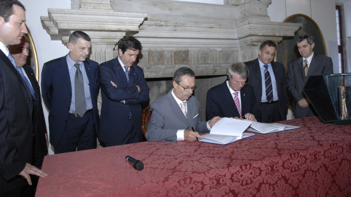 Cerimonia di closing - Operazione DZ Bank